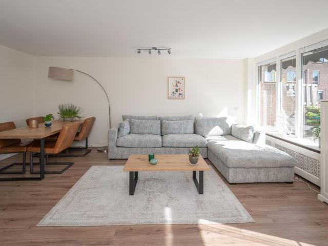 Appartement te huur in Huizen, Noord Holland