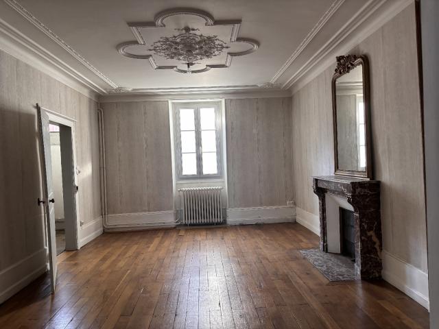 Maison vente à Aubusson, Gouzon
