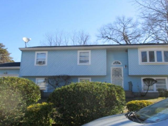 House for sale in Babylon, New York