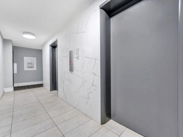 Apartment for rent in Davie Village, Vancouver