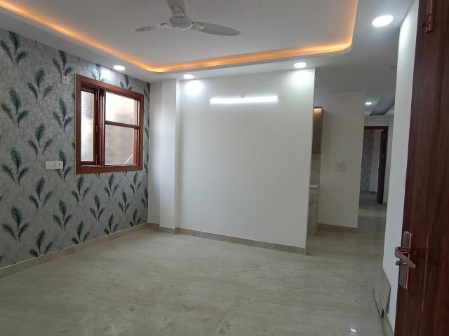 Property for rent in Deri