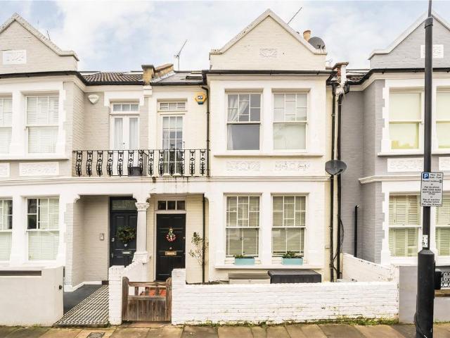 House for rent in London Borough of Hammersmith and Fulham, Greater London