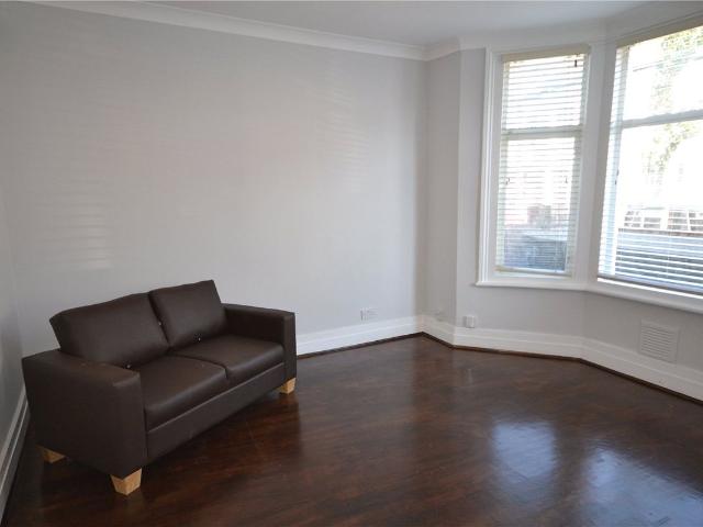 House for rent in Dollis Hill, Greater London