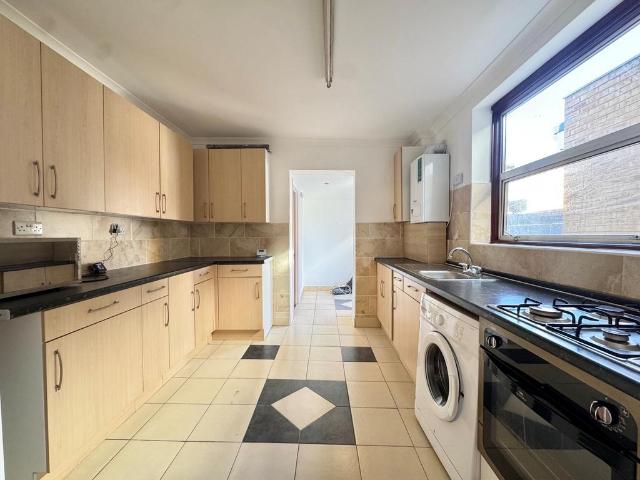 House for rent in Upton, Greater London