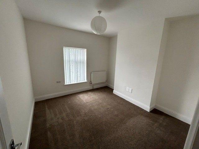 House for rent in Nangreaves, Wales