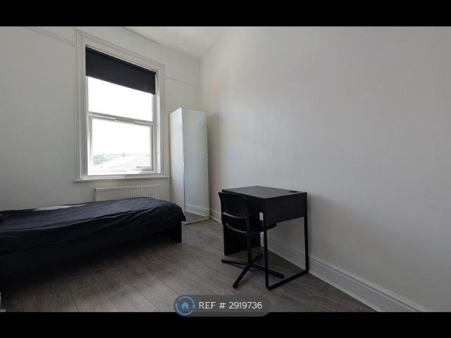 Room for rent in Riverside, Burngreave