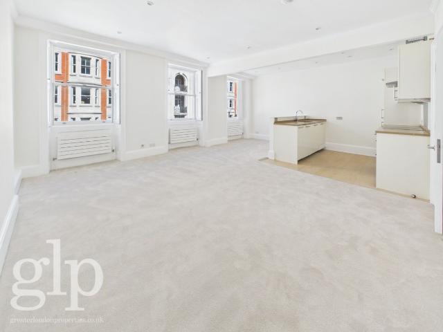 Room for rent in Bloomsbury, Greater London