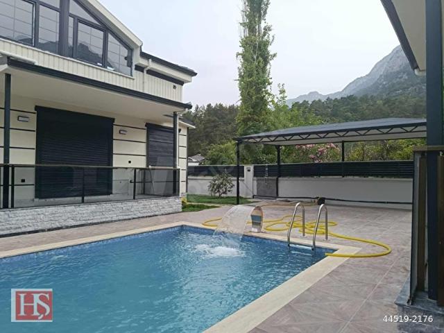Kemer, Antalya içerisinde satılık Villa