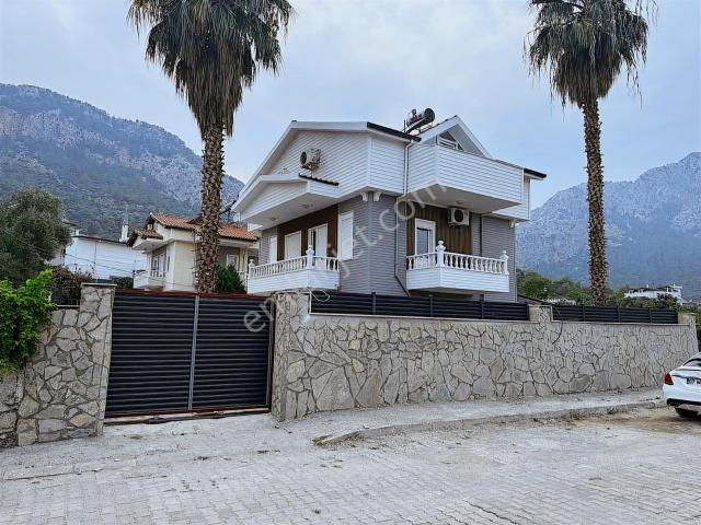 Kemer, Antalya içerisinde satılık Villa
