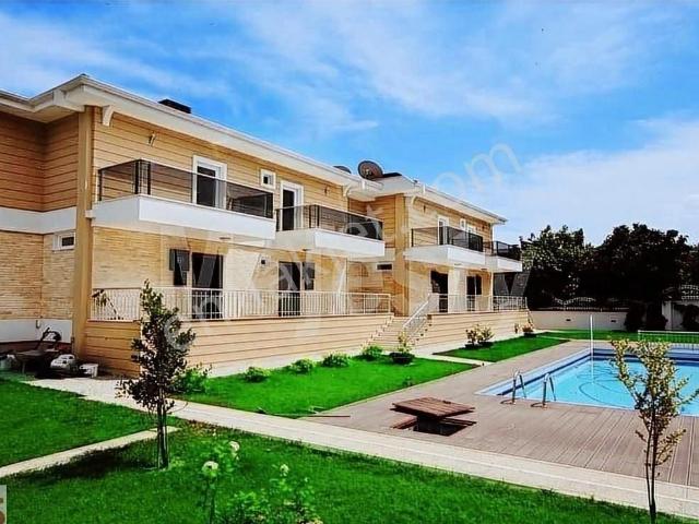 Kemer, Antalya içerisinde satılık Villa