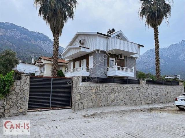 Kemer, Antalya içerisinde satılık Villa