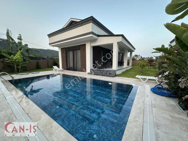 Kemer, Antalya içerisinde kiralık Villa