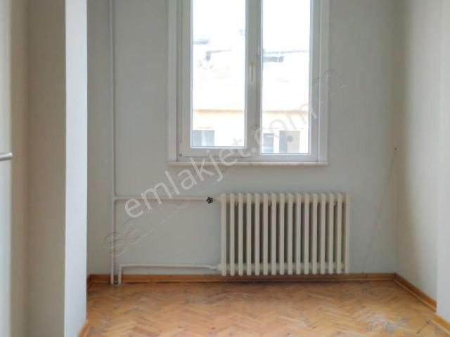 Kadiköy, İstanbul içerisinde kiralık mülk