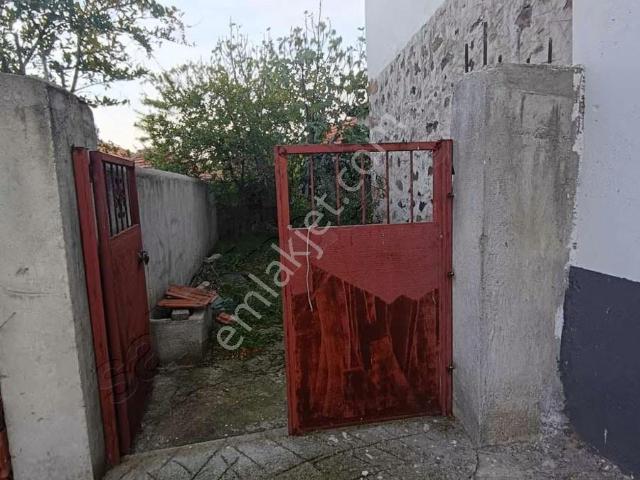Aliağa, İzmir içerisinde satılık Villa