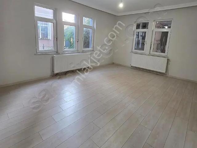 Emekevler Mahallesi, Kartepe içerisinde kiralık mülk