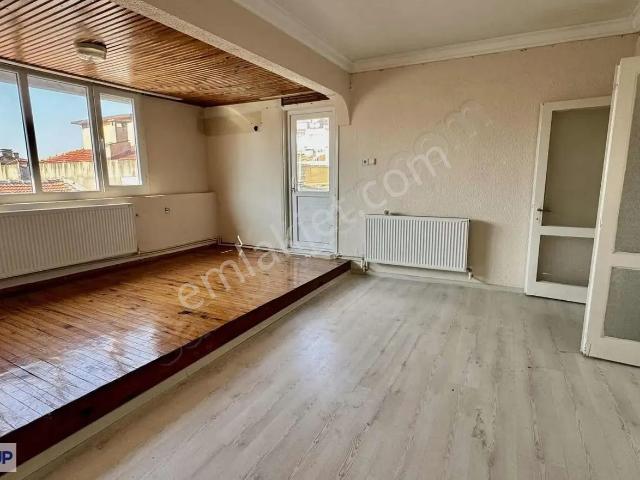 Konak, İzmir içerisinde kiralık mülk