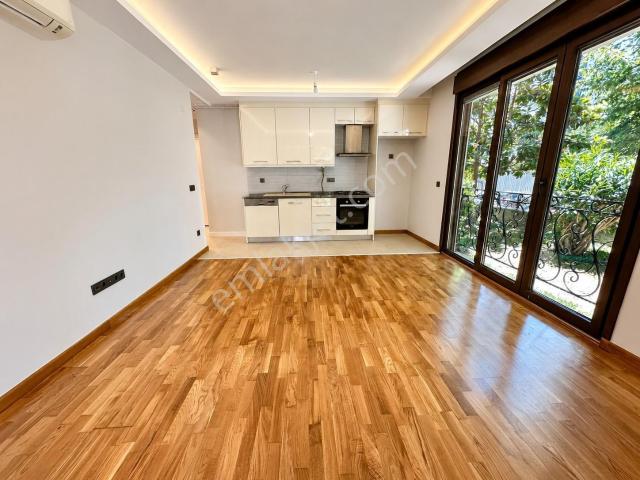 Kadiköy, İstanbul içerisinde satılık mülk