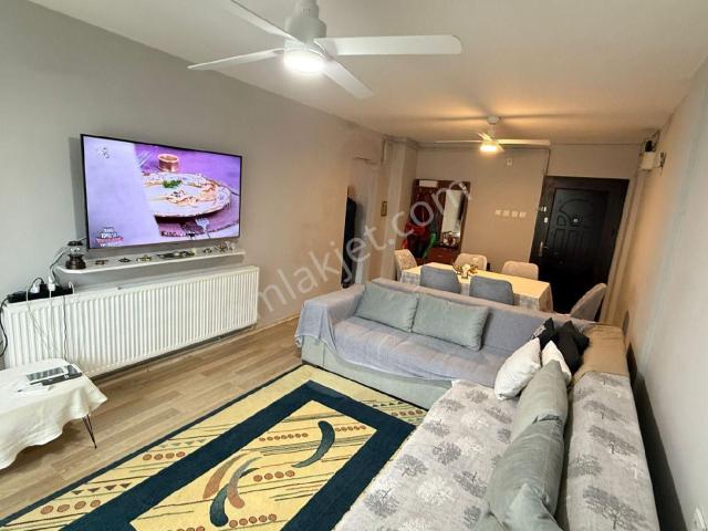 Karabağlar, İzmir içerisinde satılık mülk