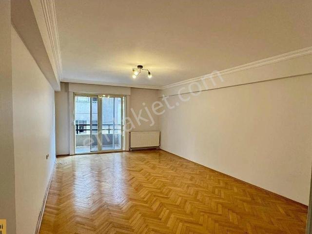 Konak, İzmir içerisinde kiralık mülk