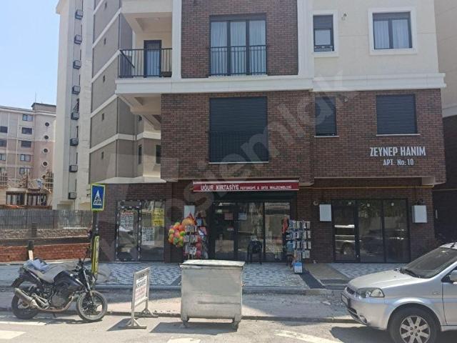 Selamiçeşme, Kadıköy içerisinde satılık Dükkan