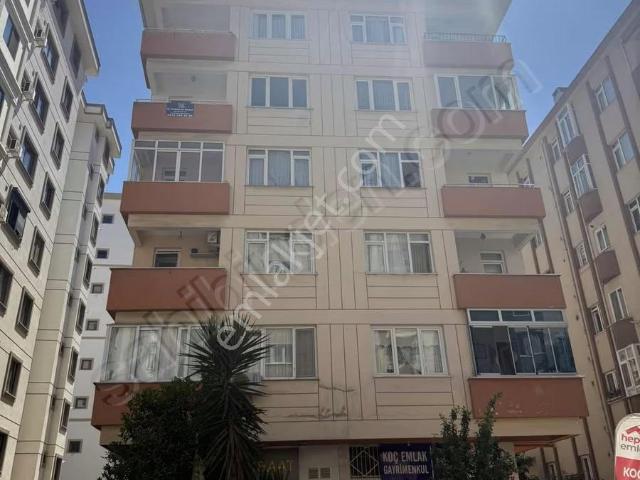 Kadiköy, İstanbul içerisinde kiralık mülk