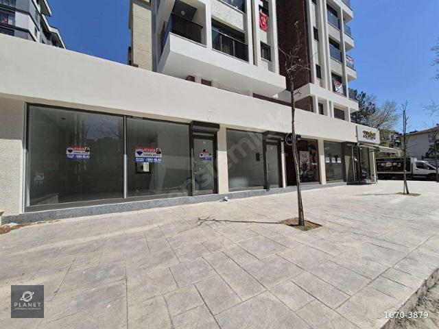 Göztepe Mahallesi, Kadıköy içerisinde satılık Dükkan