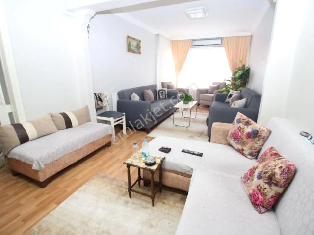 Karabağlar, İzmir içerisinde satılık mülk