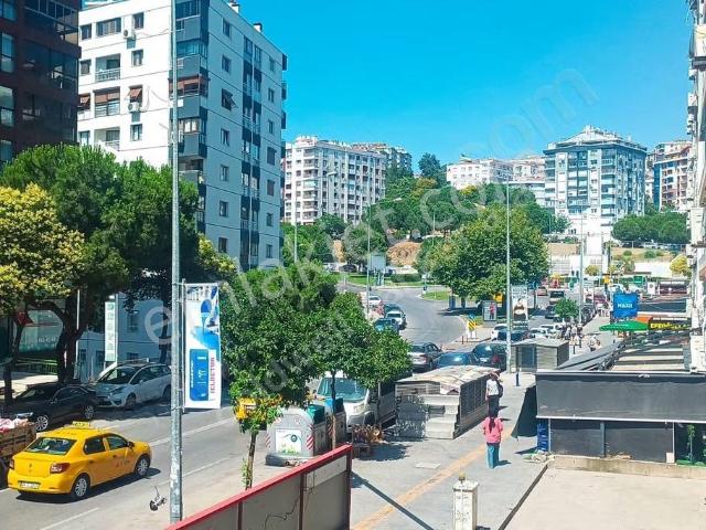 Karabağlar, İzmir içerisinde satılık mülk