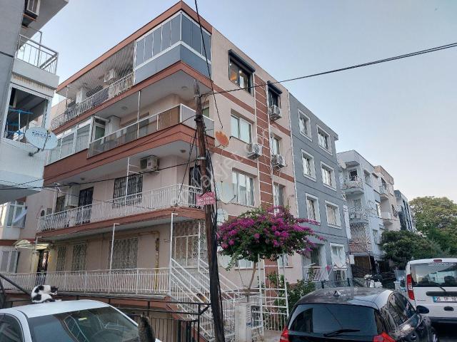 Karabağlar, İzmir içerisinde kiralık mülk