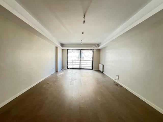 Kadiköy, İstanbul içerisinde kiralık mülk