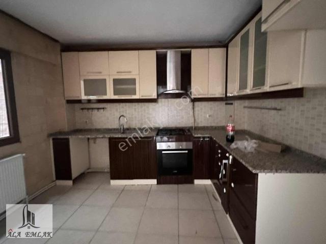 Konak, İzmir içerisinde satılık mülk