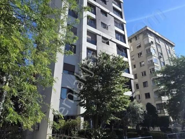 Çiftehavuzlar, Kadıköy içerisinde satılık mülk