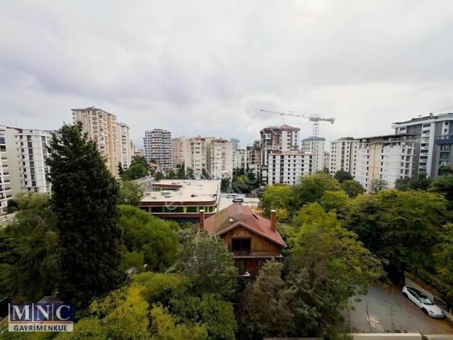 Göztepe Mahallesi, Kadıköy içerisinde satılık mülk