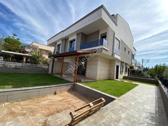 Menderes, İzmir içerisinde satılık Villa