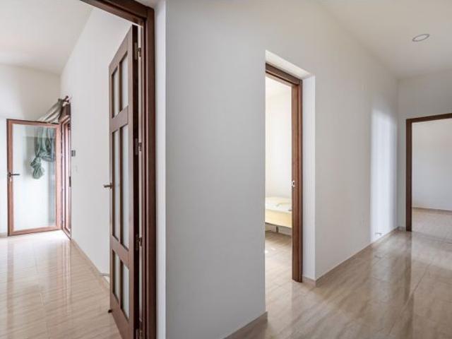 Casa en venta en La Zubia