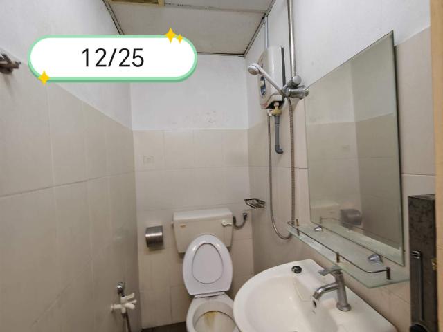 Room for rent in Country Heights Damansara, Kuala Lumpur