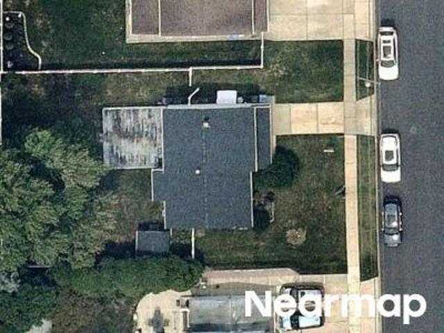 House for sale in Cliffwood, New Jersey