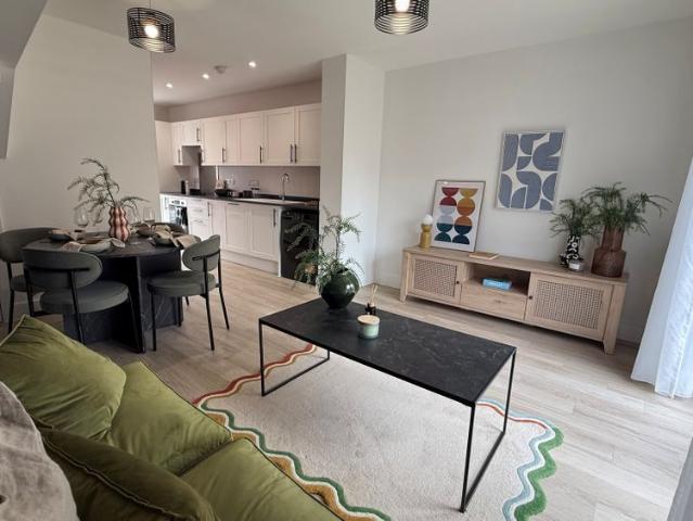 Townhouse for rent in Waverley, South Yorkshire
