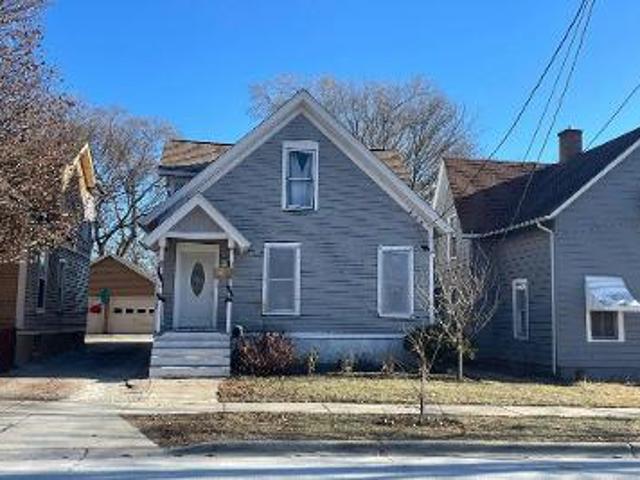 House for sale in Elgin