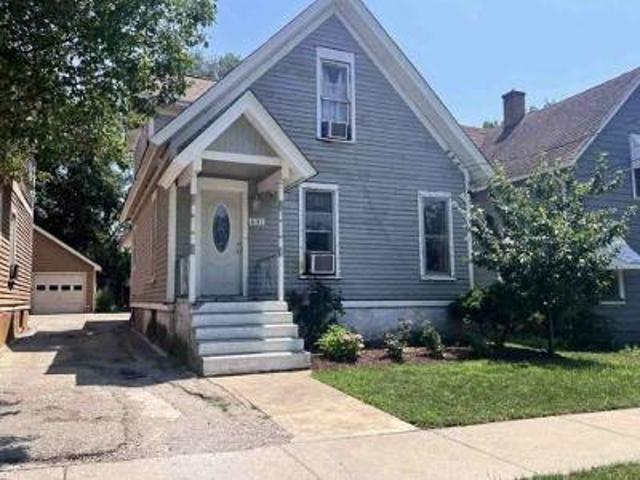 House for sale in Elgin, Illinois