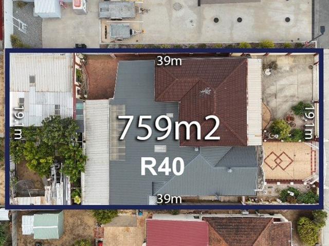 House for sale in Hamilton Hill, Western Australia