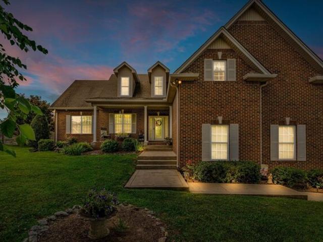 House for sale in Greenbrier
