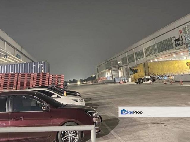 Warehouse for rent in Petaling, Alam Impian