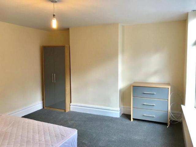 House for rent in Edgeley, Greater Manchester