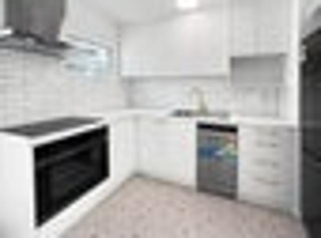 Apartment for rent in Newton, Auckland