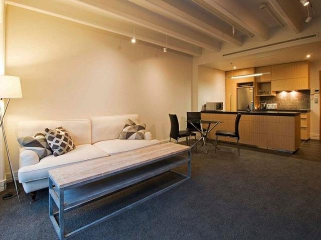 Apartment for rent in Newton, Auckland