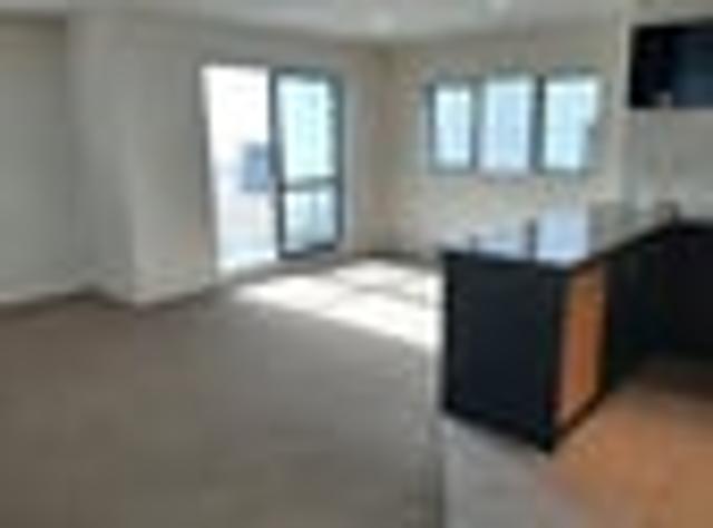 Townhouse for rent in Newton, Auckland