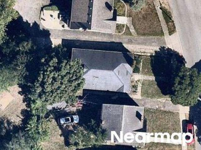 House for sale in Roselawn, Ohio