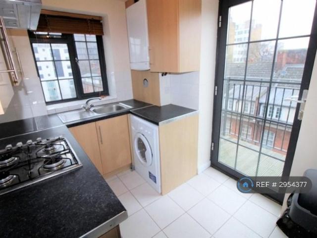 House for rent in Somers Town, Greater London