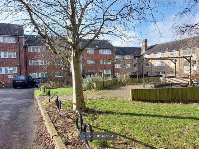 Apartment for rent in The Park, City of Nottingham